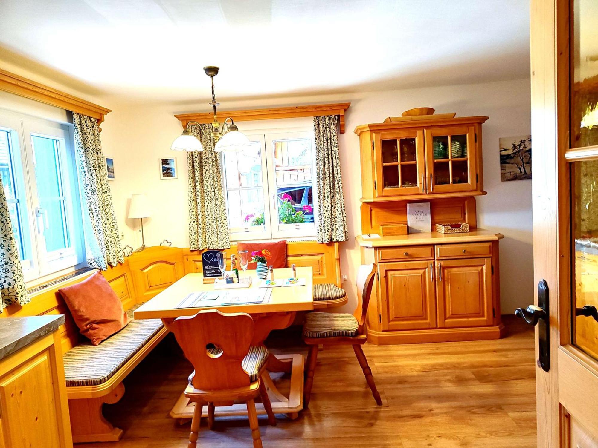 Ferienwohnung Grundlsee, Willkommen In Mami'S Ferienwohnung Exteriör bild